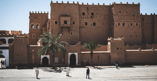 Aloha surf camp Maroc te présente les 7 avantages à effectuer un stage de surf au Maroc. Météo, gastronomie, vagues tu seras tout sur cet nouvel eldorado du surf